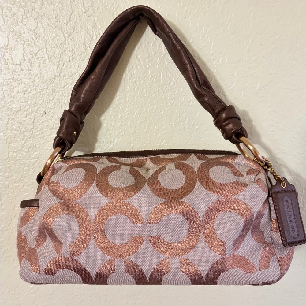 Vintage Coach Shoulderbag 🌸🍒